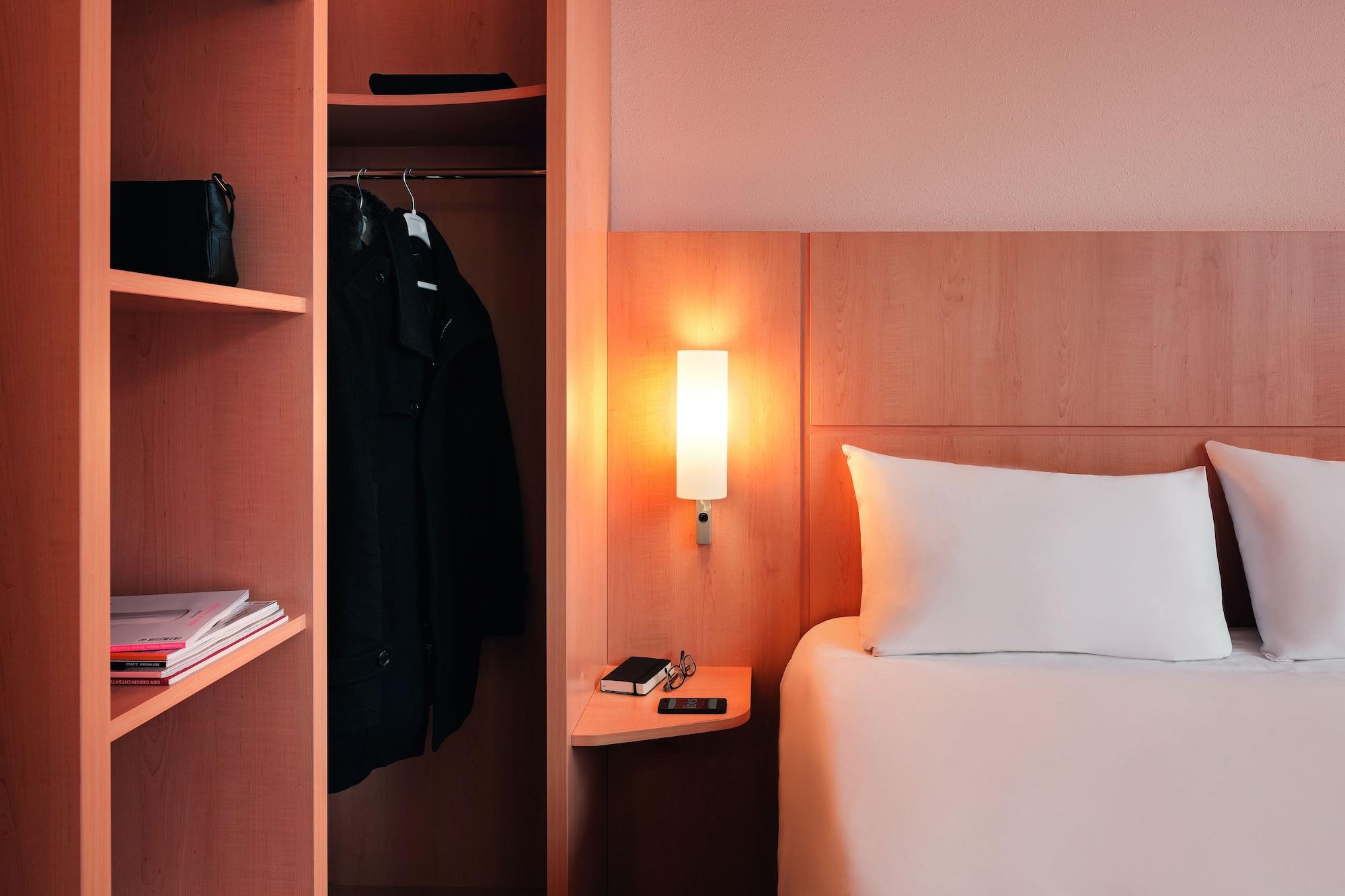 Ibis Le Puy-En-Velay Centre Ξενοδοχείο Εξωτερικό φωτογραφία