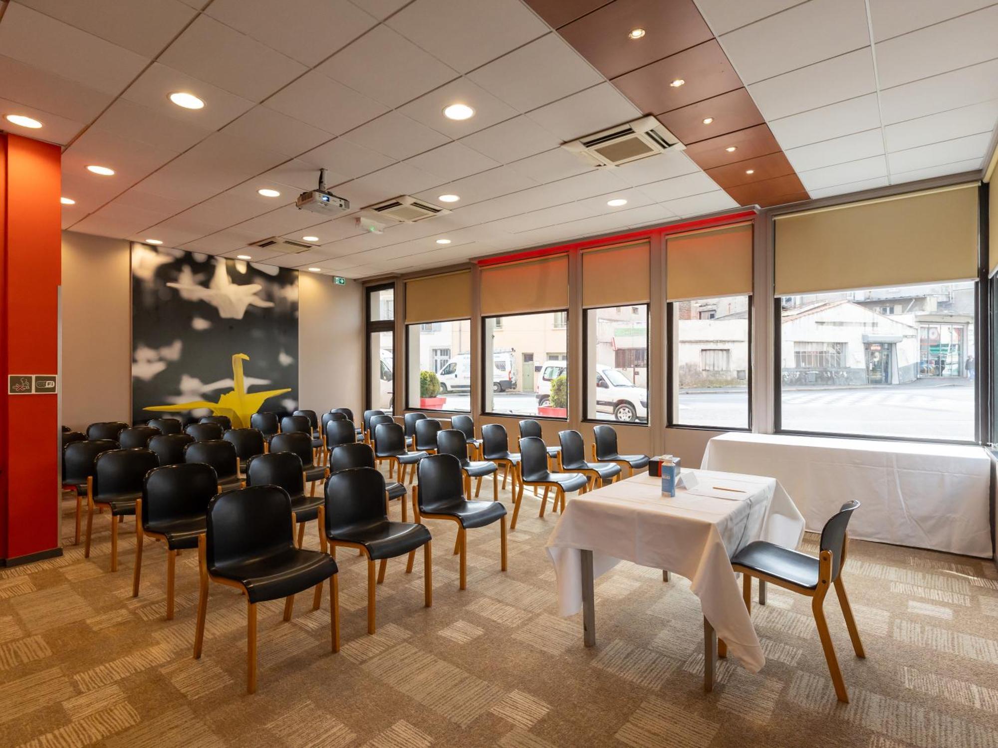 Ibis Le Puy-En-Velay Centre Ξενοδοχείο Εξωτερικό φωτογραφία